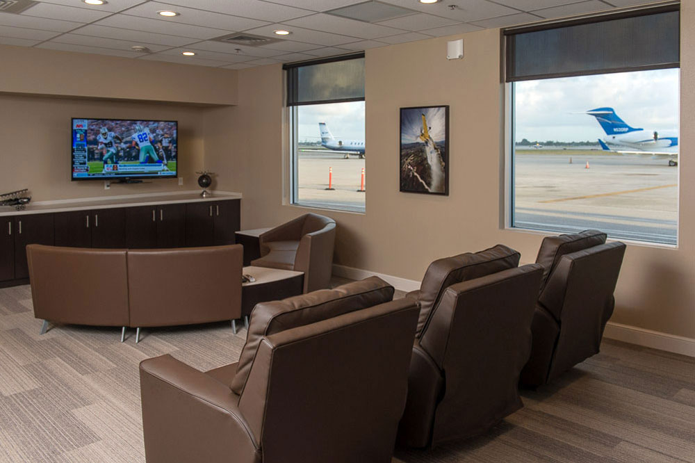 Atlantic Aviation FBO at Palm Beach International Airport