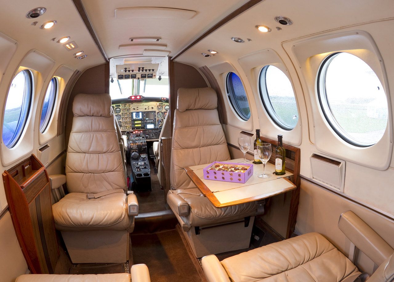 Super King Air F90 Interior