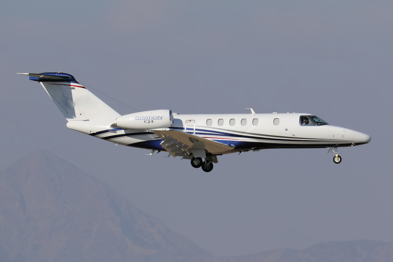 Citation CJ4 private jet charter'