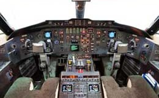 Challenger 601-3R Cockpit