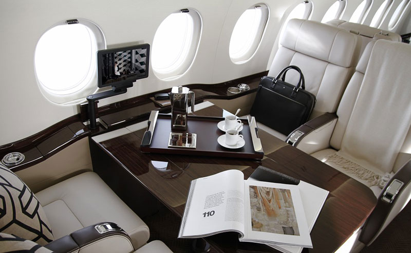 Falcon 2000LXS Interior