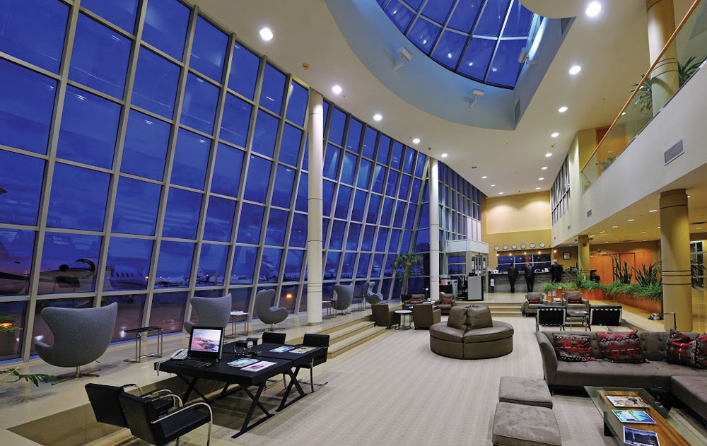 Skyservice FBO Lounge at CYYZ